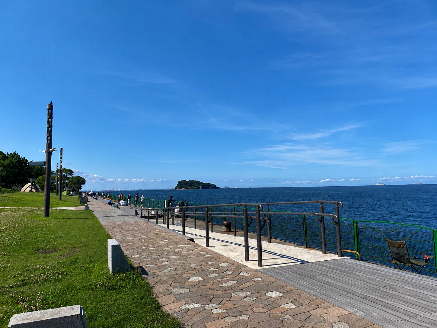 海岸沿いの散歩道