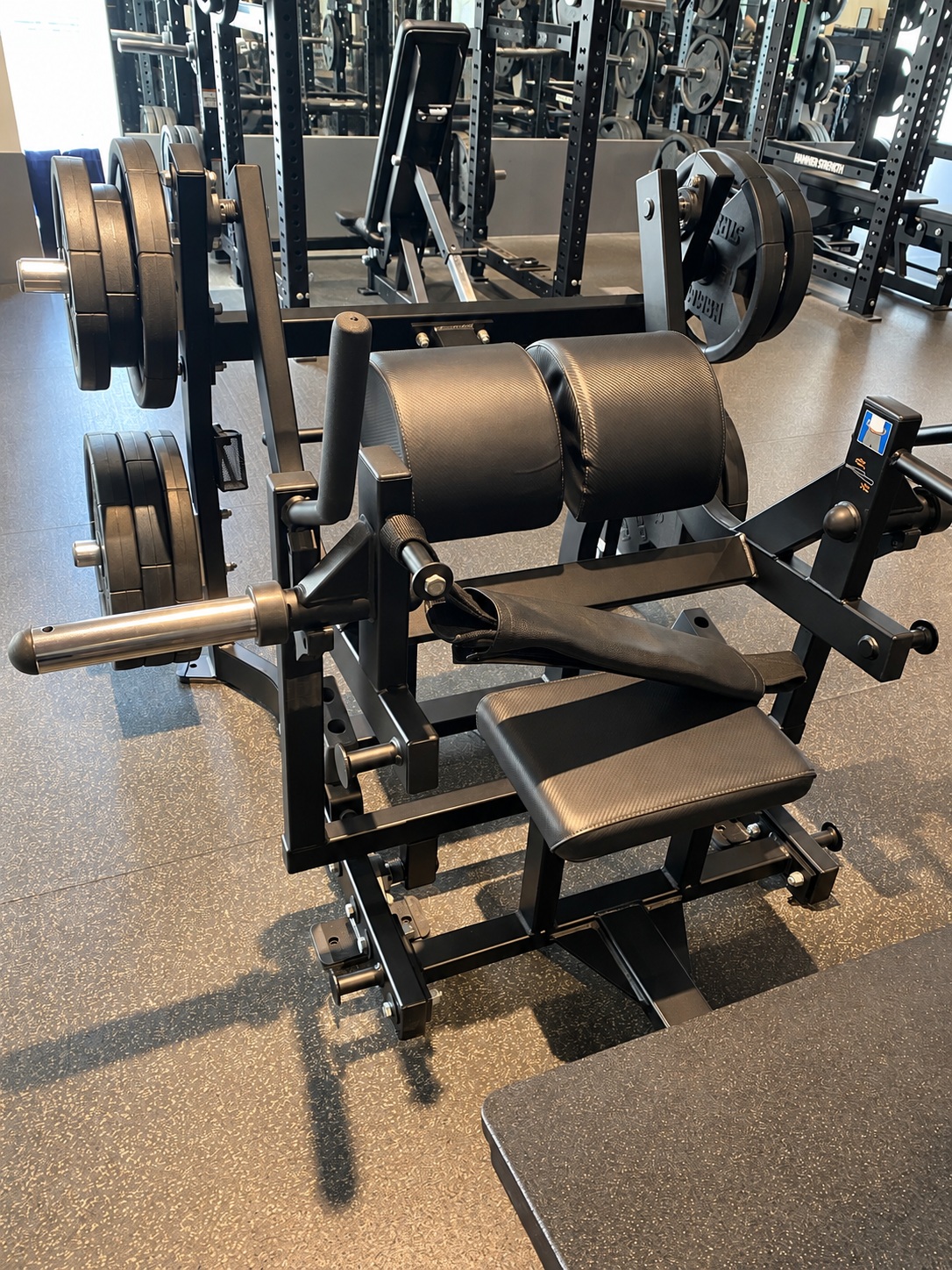 Plate-loaded hip thrust machine at Anytime Fitness Akasaka Prudential Tower