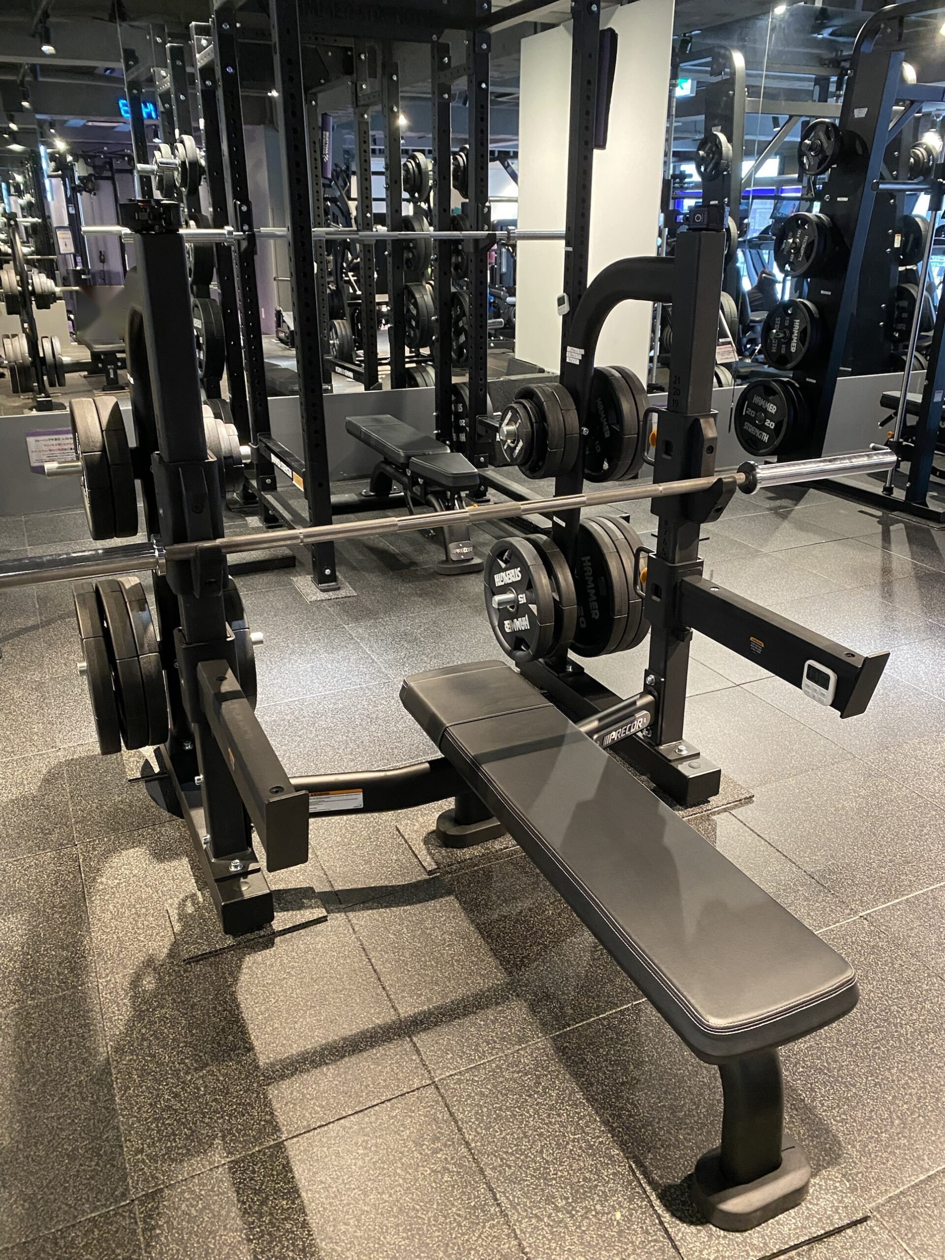 PRECOR製のベンチプレス専用ラック